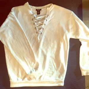 cream colored, v cut detailed sweatshirt